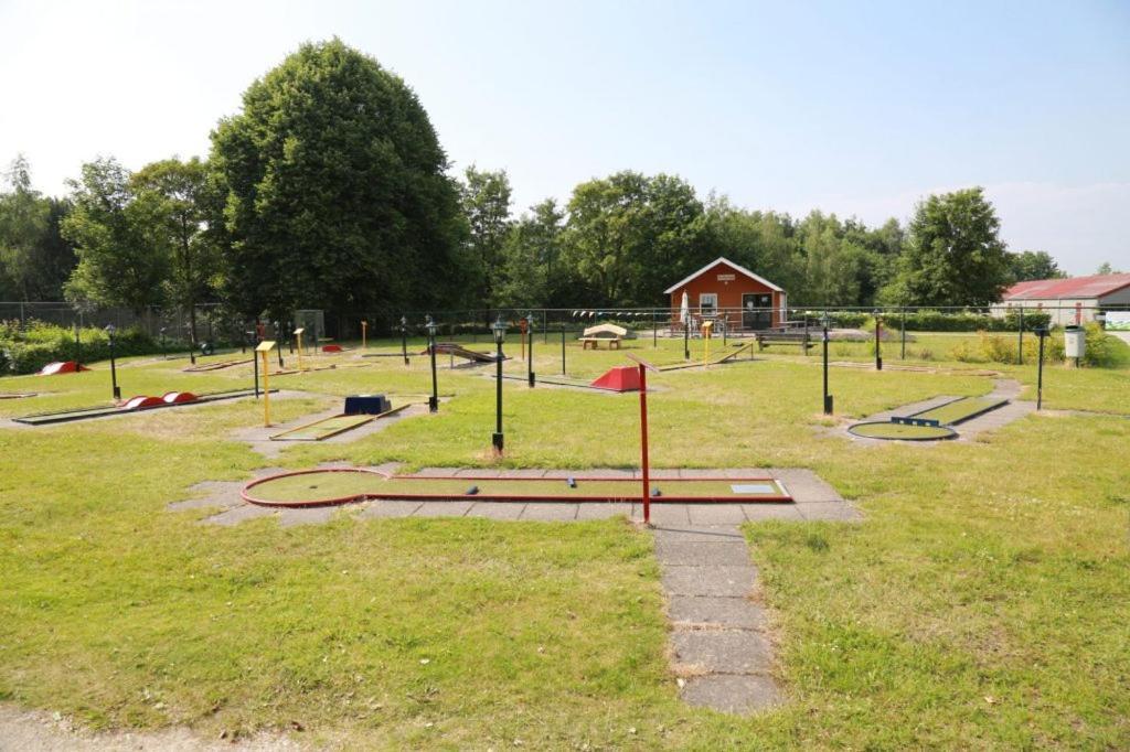 Amazing Home In Vlagtwedde, 3 Bedrooms, Recently Renovated For Recreational Purposes Only Eksteriør billede